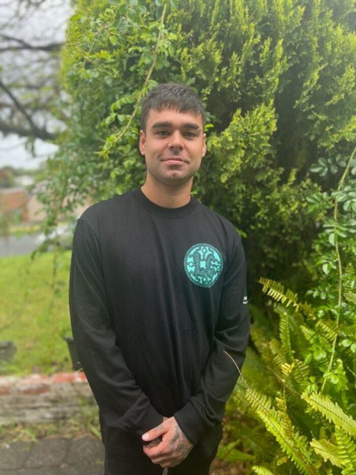 Living Culture Black/Teal Longsleeve - Image 2